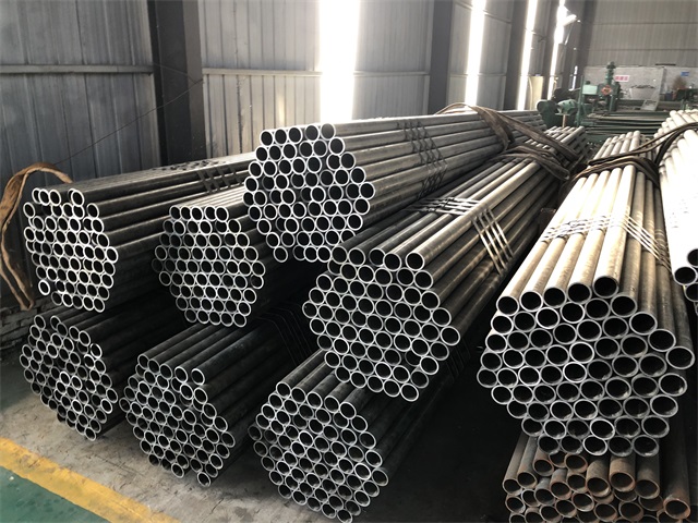 潍坊小口径厚壁无缝钢管