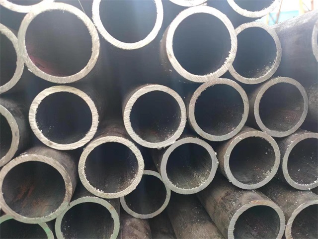 潍坊10#结构用无缝钢管