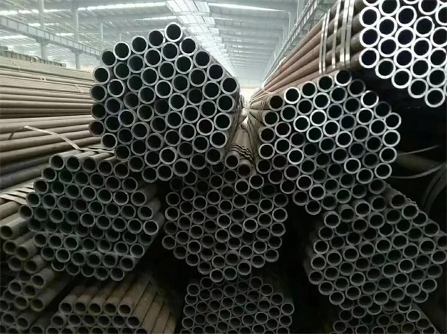 潍坊20#石油裂化用无缝钢管
